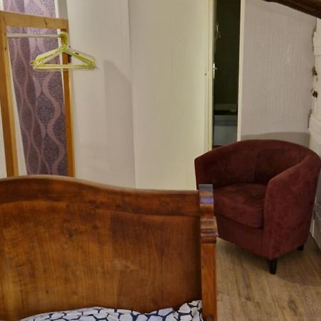 L'Ancienne Forge - A Stylish Medieval Holiday Home Confolens Ngoại thất bức ảnh